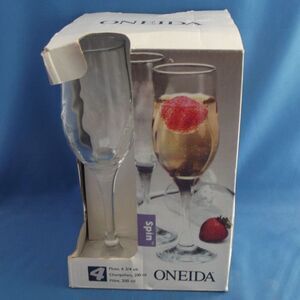 Brand New 4 Oneida Spin Clear Crystal Champagne Flutes 9" Tall 6 3/4 Oz Twist